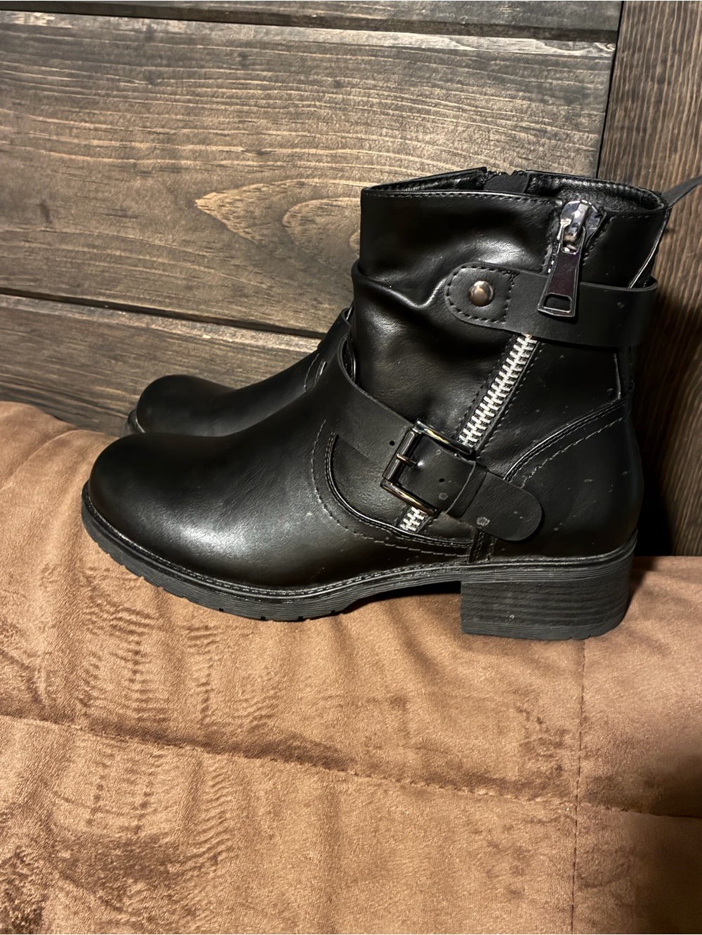 Dune brand,Black Moto Ankle Boots with Buckle and Side Zip, size 8.5, nwot - Picture 11 of 11